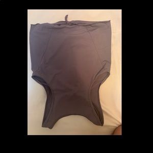 sports top  from Aritzia...